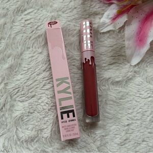 Kylie Cosmetics Matte Liquid Lipstick - Almost Ready